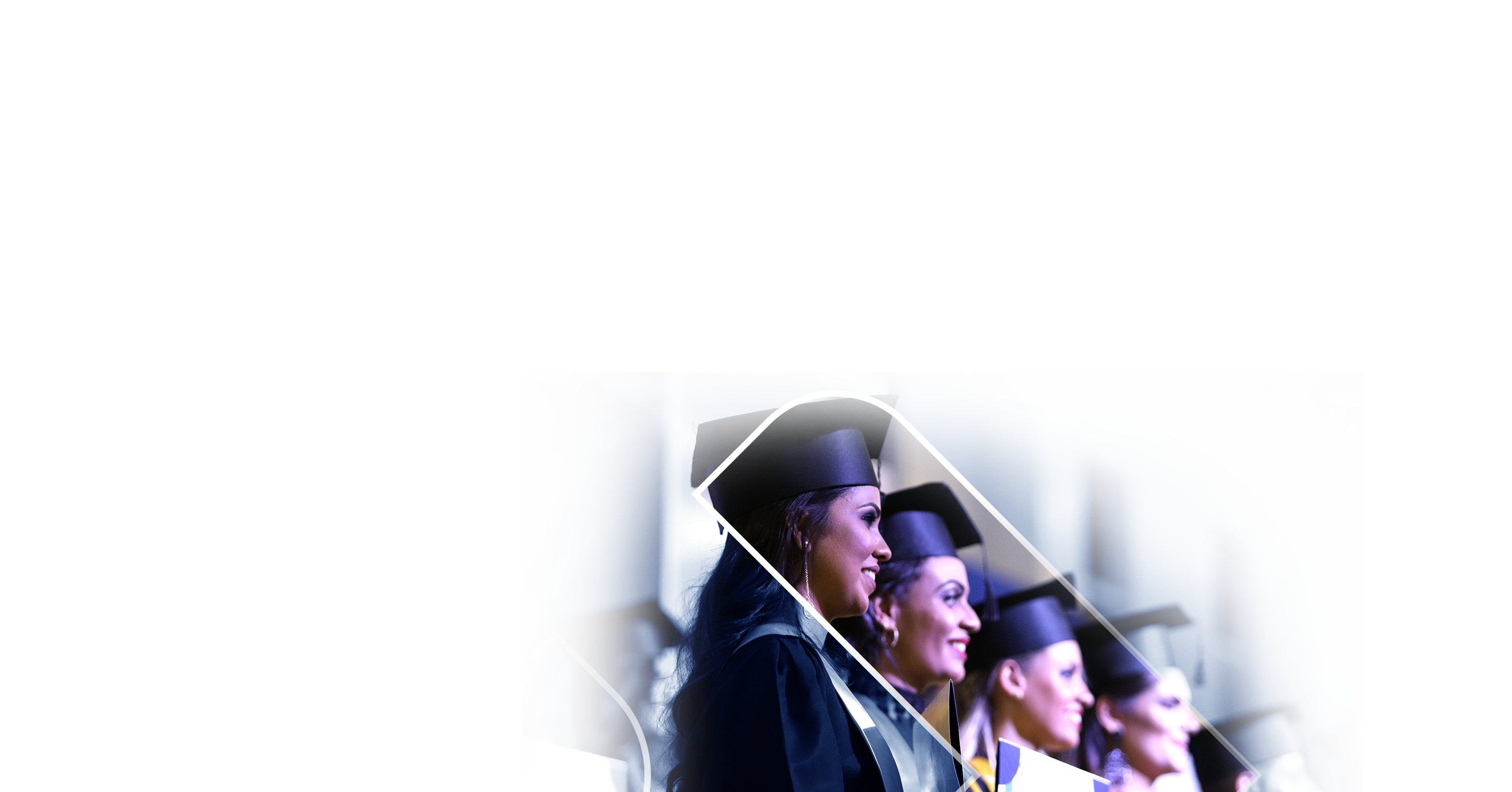 Estudantes da UEG na cerimônia de colação de grau